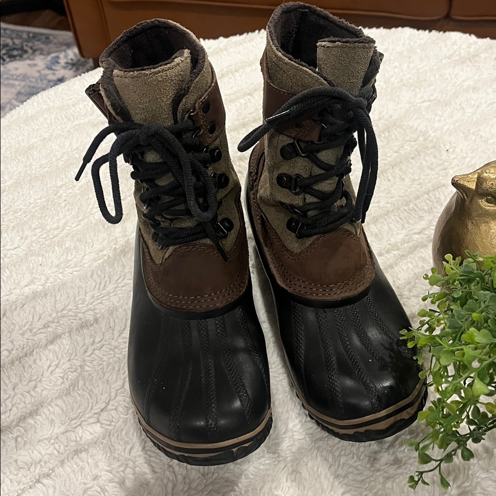 Sorel Vintage Waterproof Duck Boots - Picture 4 of 8
